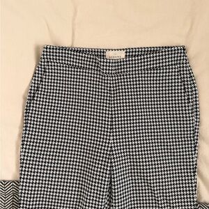 Sezane Black and White Houndstooth Cropped Pants